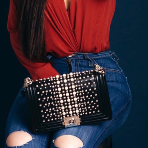 Handbags - Pearl crossbody bag 🤩 • BA bags 💜